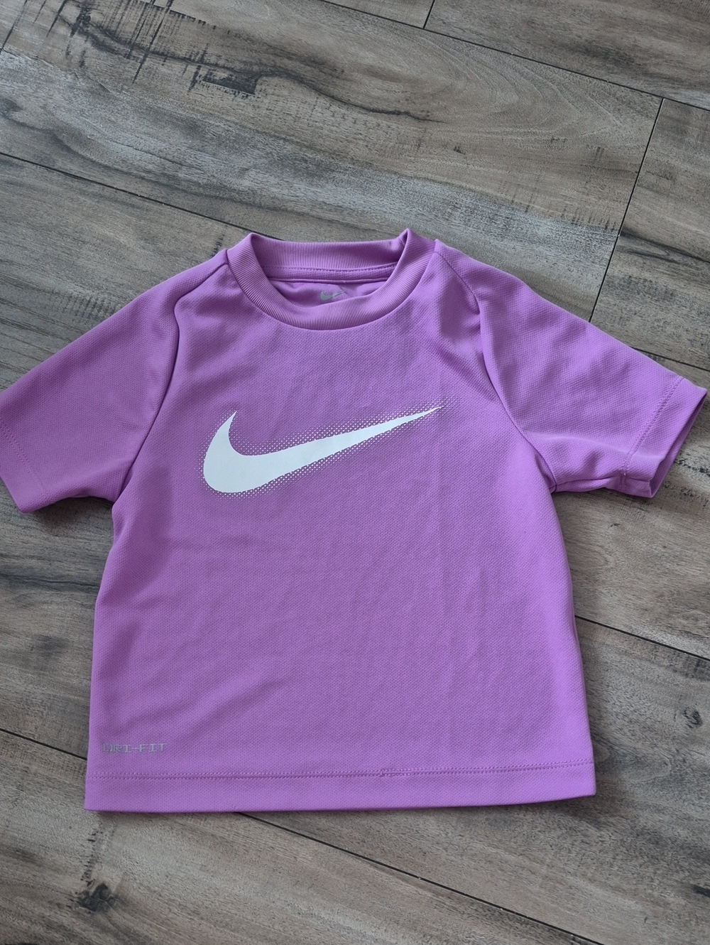 🍀5/30🍀 Nike Purple Short Sleeve Dri-FIT Tee